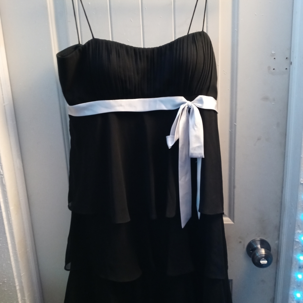 Black ruffle ribbon dress sz M